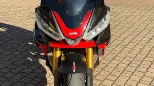 Aprilia Tuono V4 Factory (2021 - 24)  (9)
