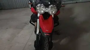Moto Guzzi V85 TT (2019 - 20)  (3)