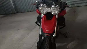 Moto Guzzi V85 TT (2019 - 20)  (7)