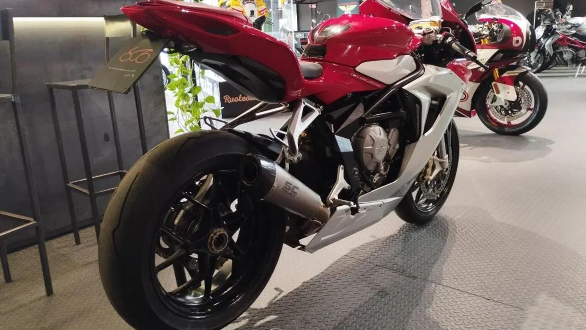 MV Agusta F3 675 (2011 - 15)  (5)