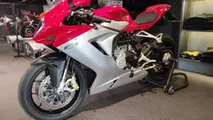 MV Agusta F3 675 (2011 - 15)  (4)