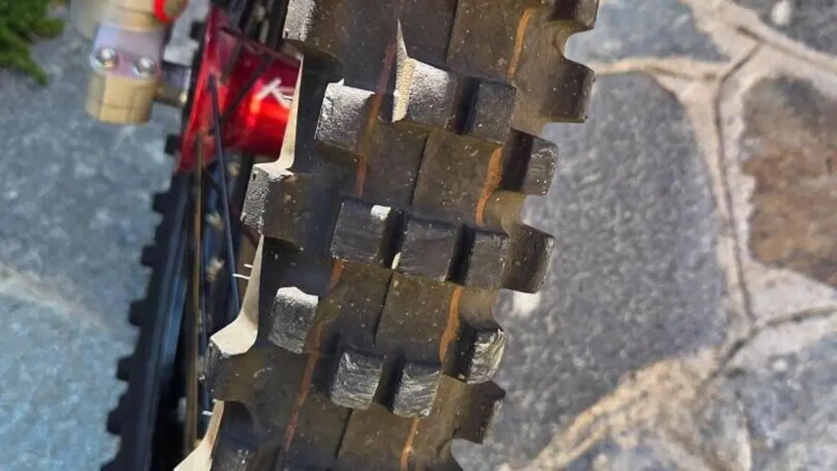 Honda CRF 300RX Enduro (2021)  (11)
