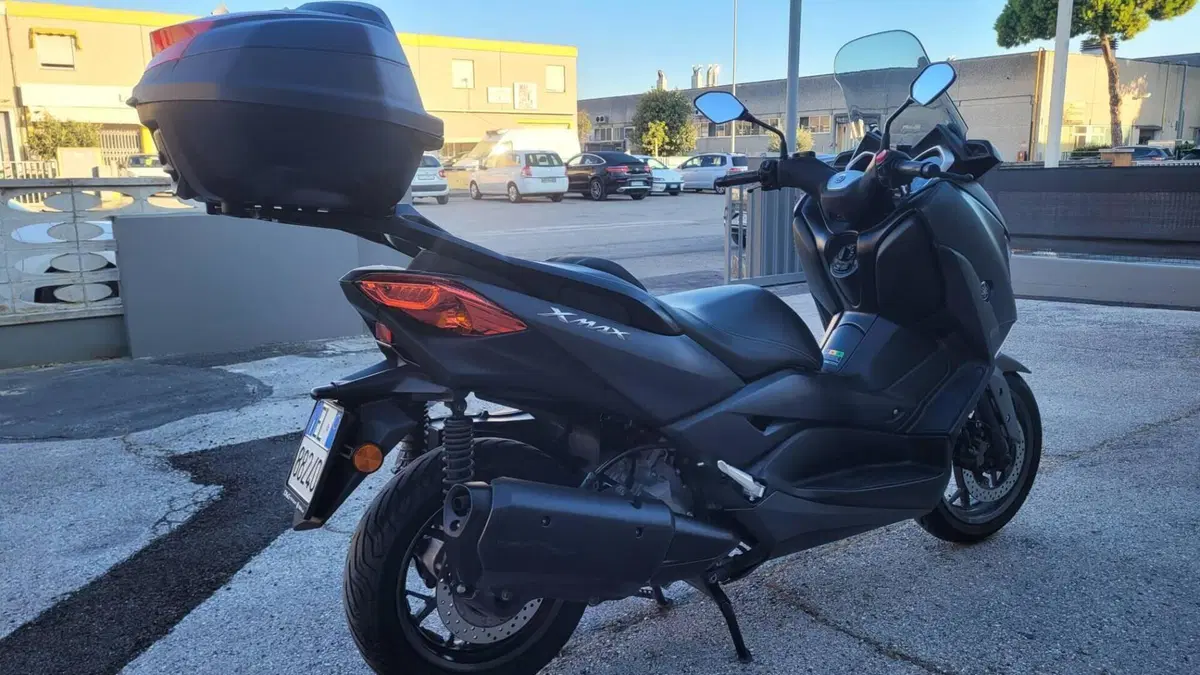 Yamaha X-Max 300 ABS (2017 - 20)  (8)