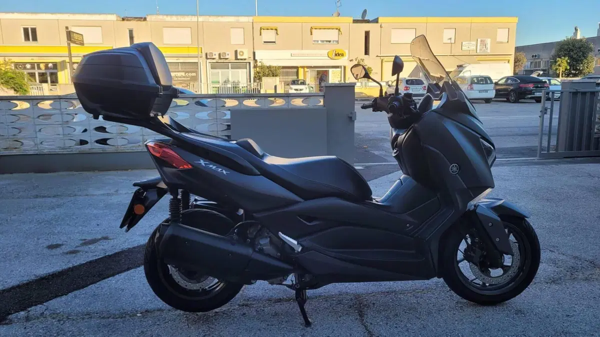 Yamaha X-Max 300 ABS (2017 - 20)  (9)
