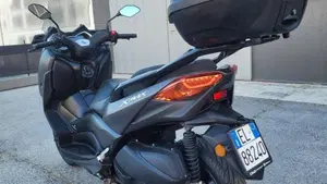 Yamaha X-Max 300 ABS (2017 - 20)  (6)
