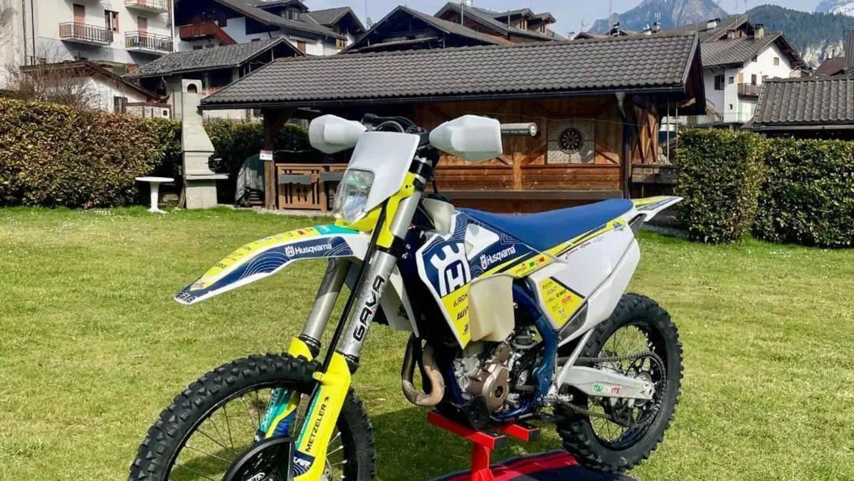Husqvarna FE 350 (2023)  (2)