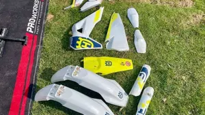 Husqvarna FE 350 (2023)  (9)