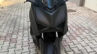 Yamaha X-Max 300 Tech Max (2021 - 24) usata