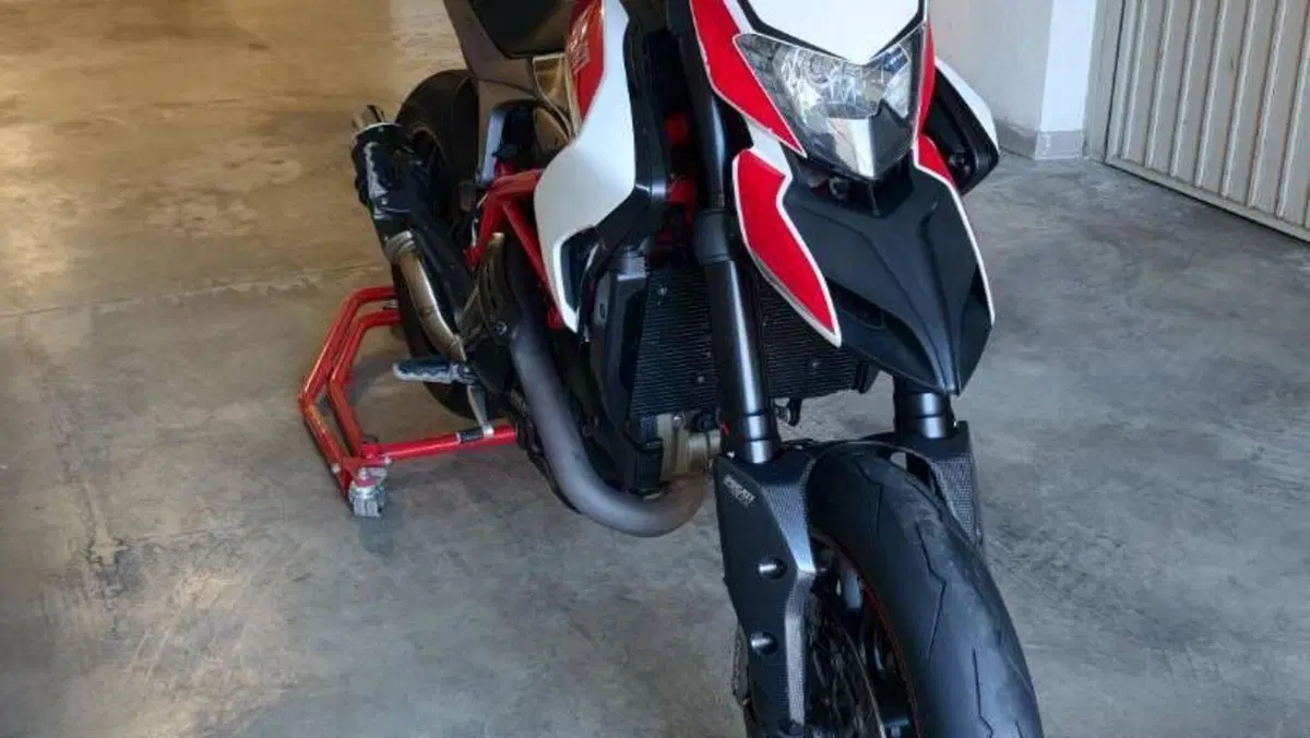 Ducati Hypermotard 821 SP (2013 - 15)  (5)