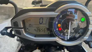 Triumph Tiger 800 ABS (2010 - 14)  (4)