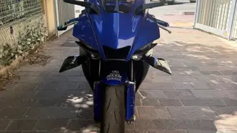 Yamaha YZF R1 (2020 - 25) usata