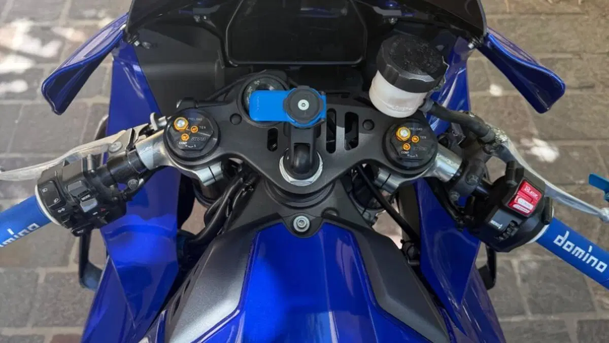 Yamaha YZF R1 (2020 - 25)  (4)