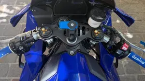 Yamaha YZF R1 (2020 - 25)  (4)