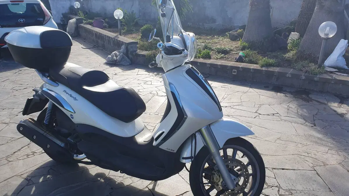 Piaggio Beverly Tourer 400 (2008 - 11)  (3)
