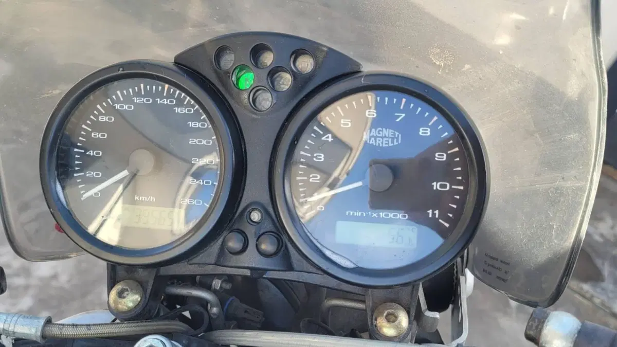 Ducati Monster 400 (2000 - 02)  (11)