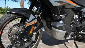 KTM 890 Adventure (2023 - 26)  (6)