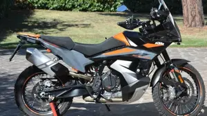KTM 890 Adventure (2023 - 26)  (10)