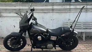Harley-Davidson 1450 Super Glide (1999 - 02) - FXD 
