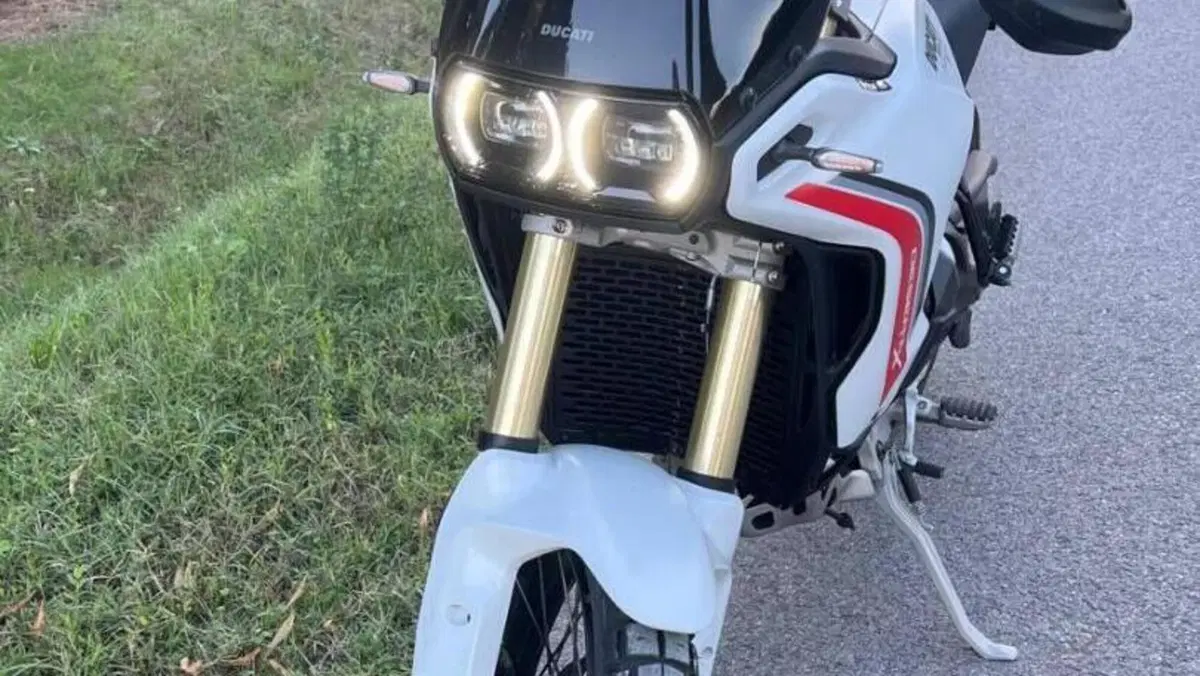 Ducati DesertX (2026)  (2)