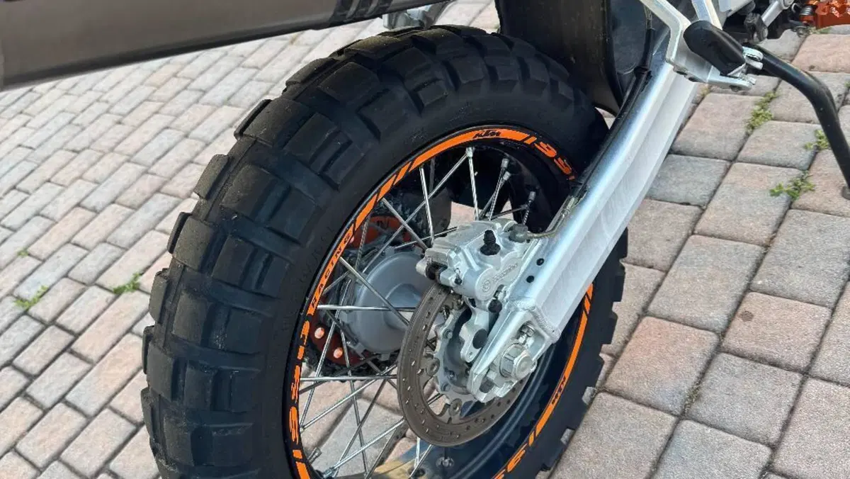 KTM 990 Adventure (2006 - 08)  (8)
