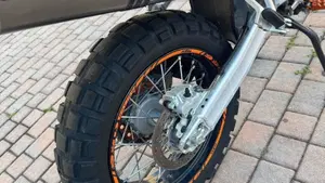 KTM 990 Adventure (2006 - 08)  (8)