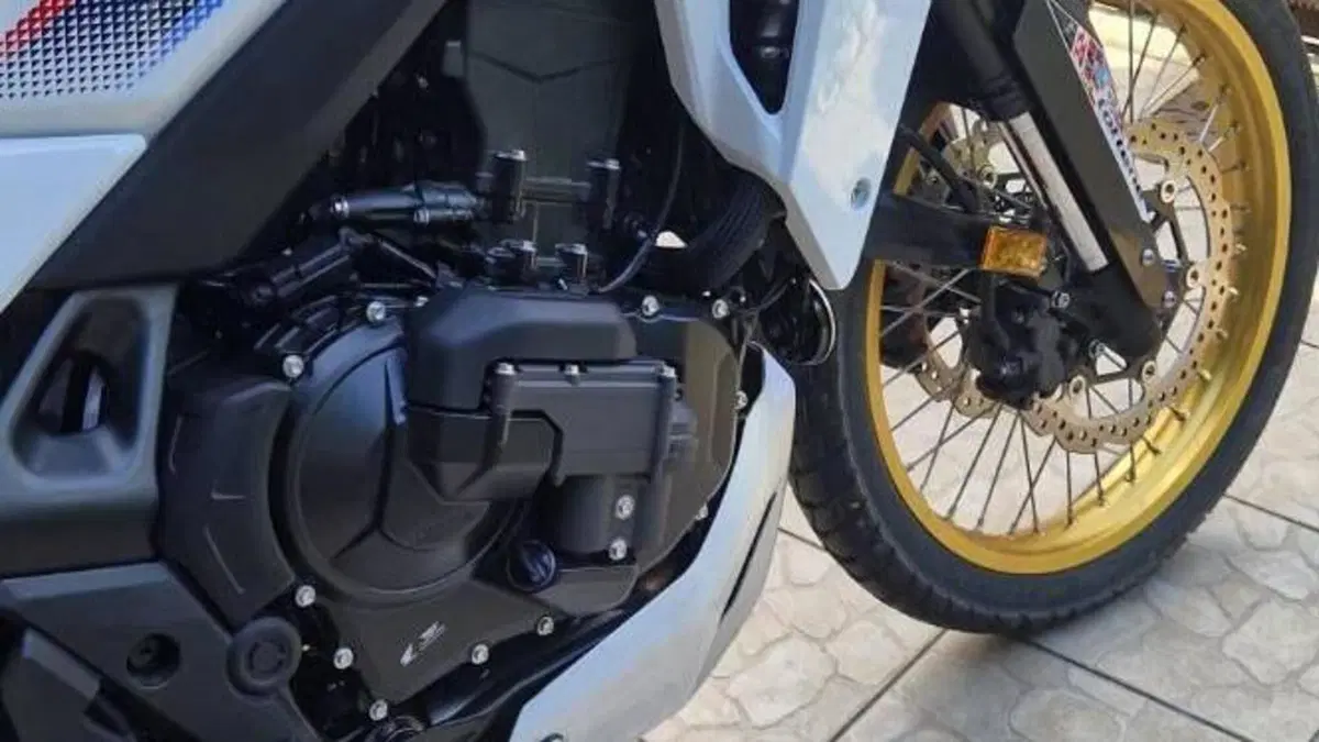 Honda Transalp XL750 (2026)  (4)