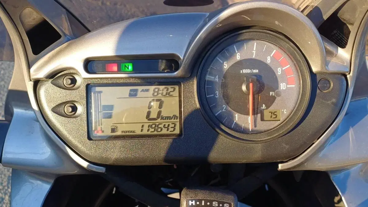 Honda Transalp XL 700 V (2007 - 13)  (8)