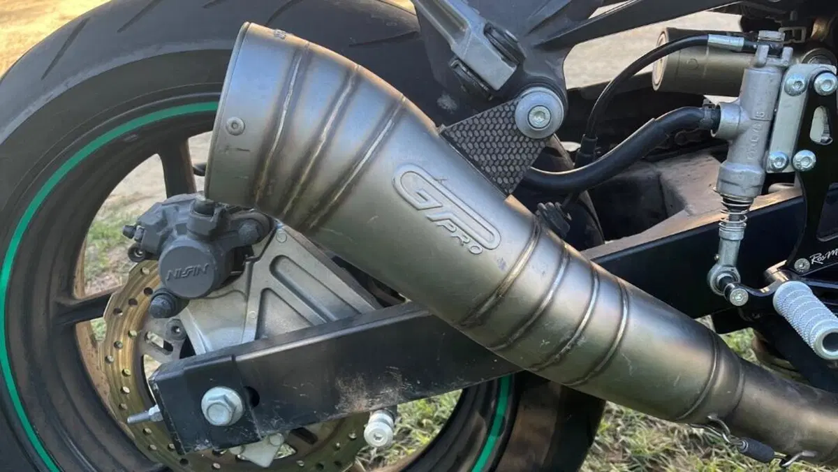 Kawasaki Z 750 (2007 - 14)  (3)