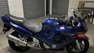 Suzuki GSX 750 F (1999 - 06)  (2)