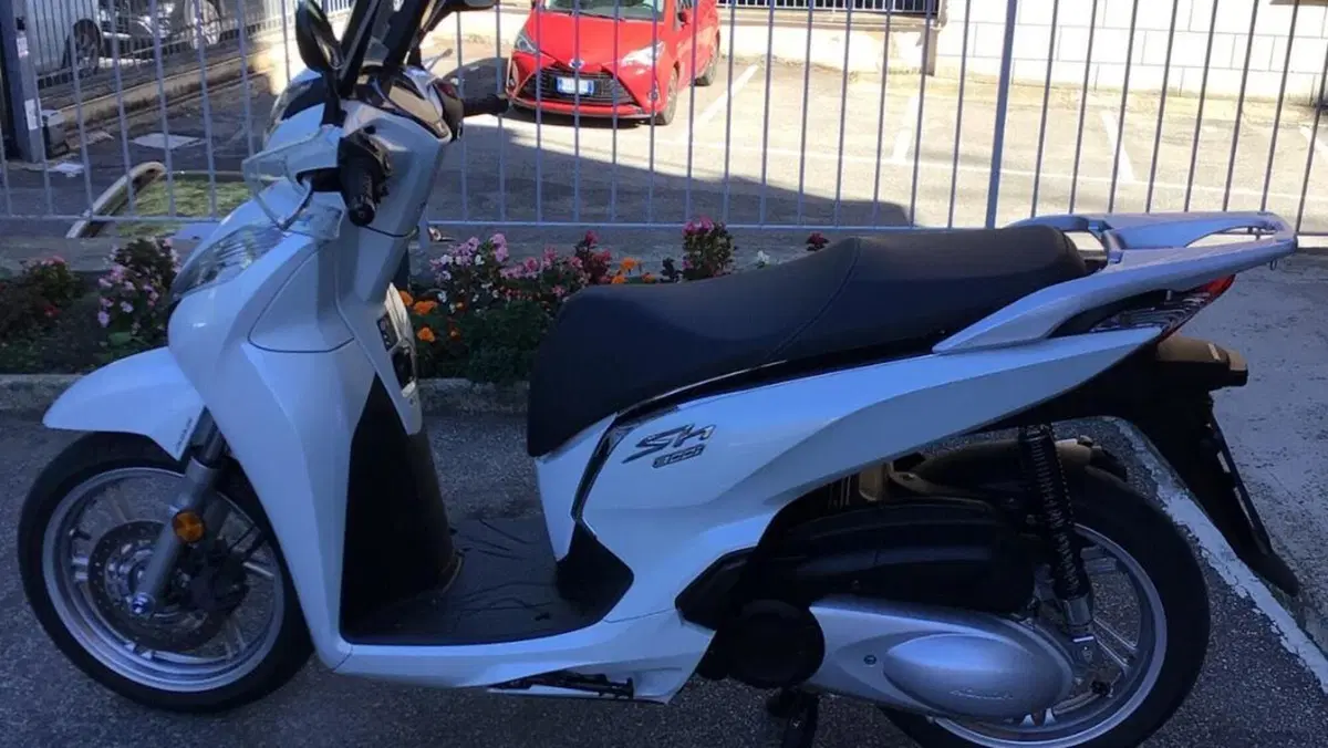 Honda SH 300 i ABS (2016 - 20) 