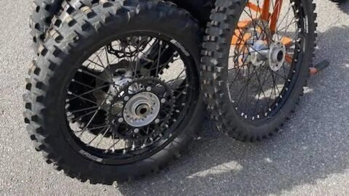 KTM 350 EXC-F (2024)  (7)