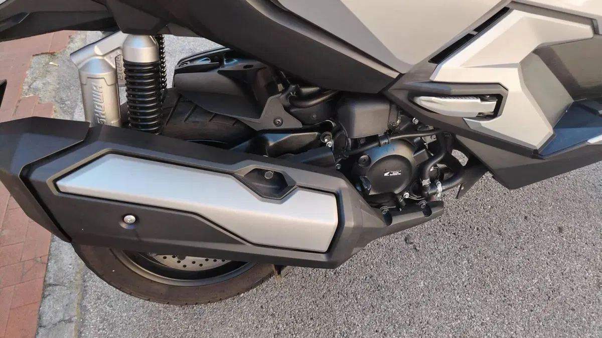 Honda ADV 350 (2022 - 24)  (2)