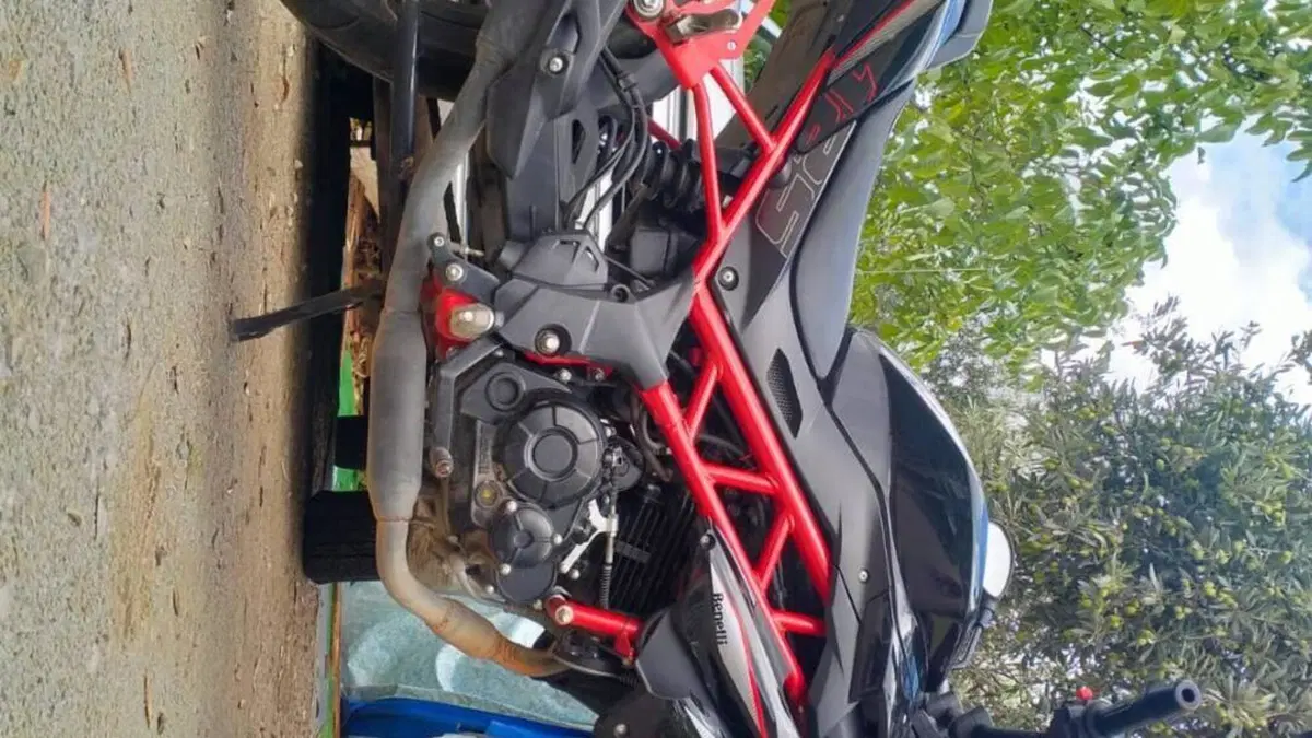 Benelli BN 125 (2021 - 25)  (3)