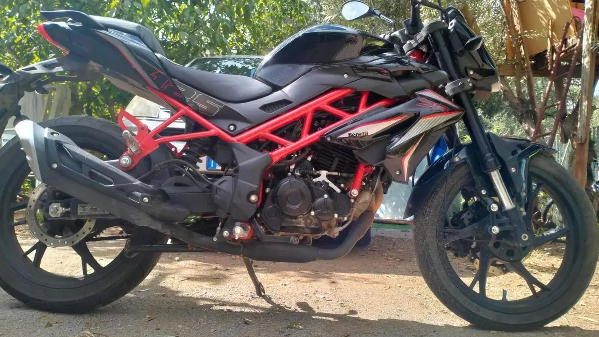 Benelli BN 125 (2021 - 25)  (4)