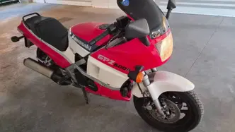 Kawasaki GPZ600r  epoca