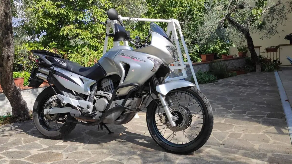 Honda Transalp XL 650V (2005 - 06)  (2)