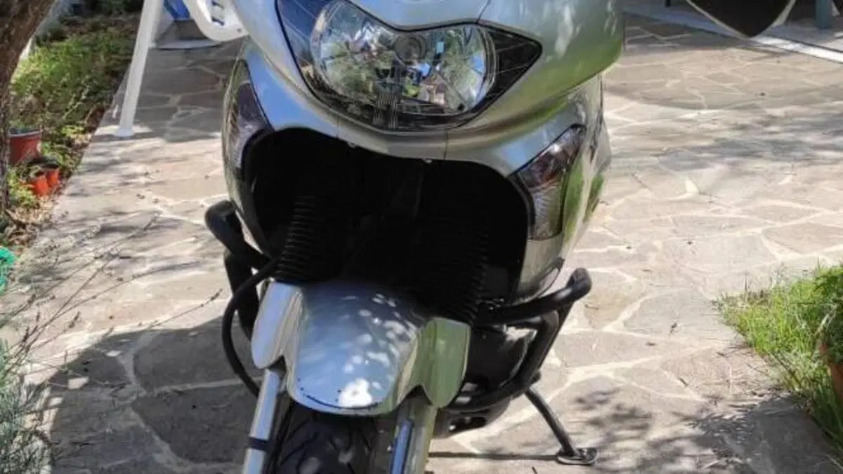 Honda Transalp XL 650V (2005 - 06)  (9)