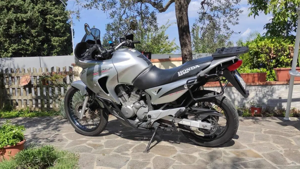 Honda Transalp XL 650V (2005 - 06)  (10)