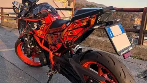 KTM 390 Duke (2024 - 25)  (2)