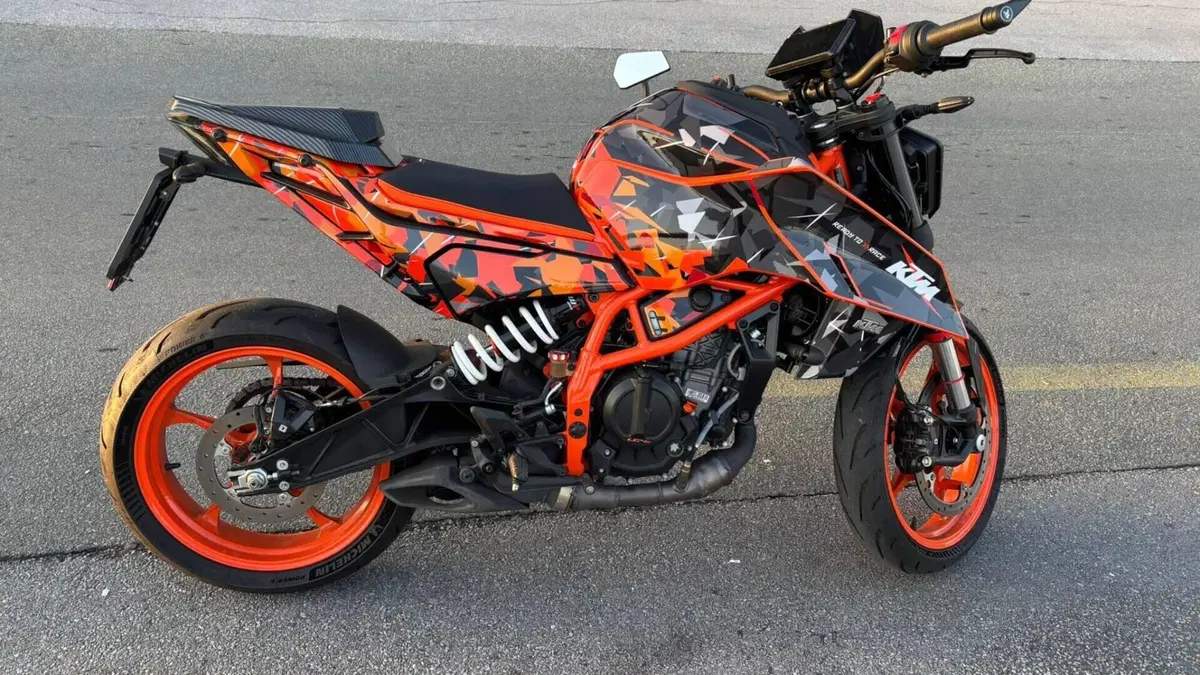 KTM 390 Duke (2024 - 25)  (4)