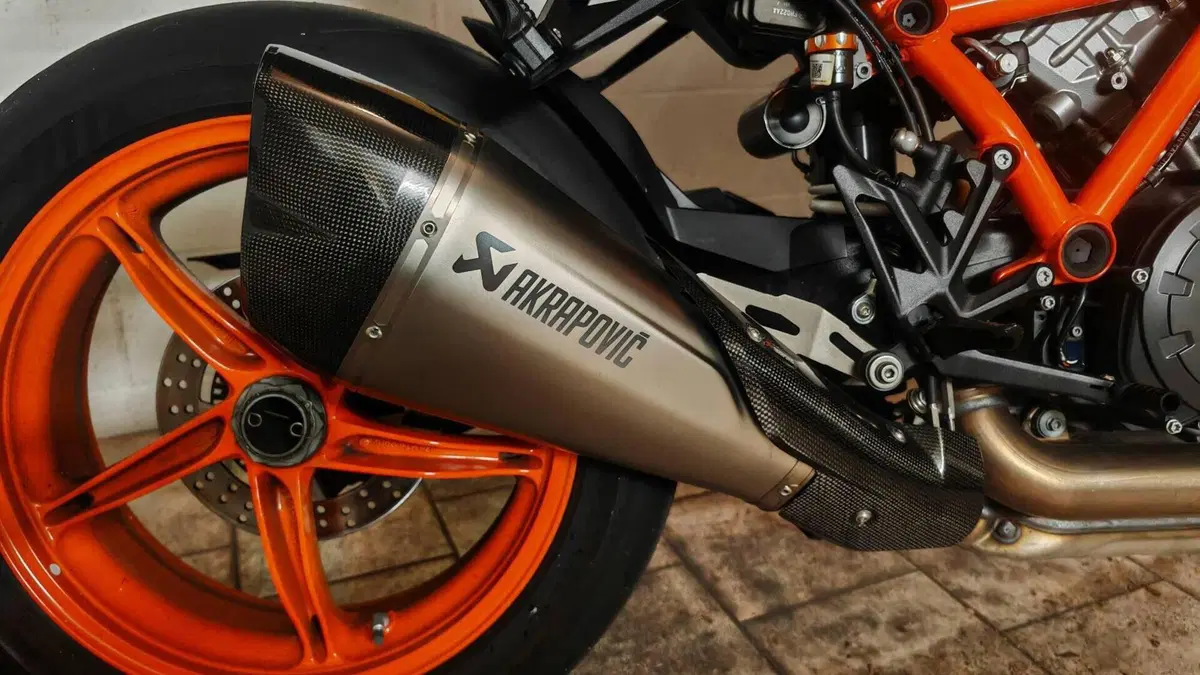 KTM 1290 Super Duke R EVO (2022 - 23)  (4)