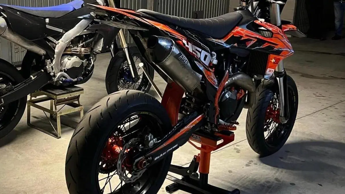 KTM 450 SX-F (2022) 