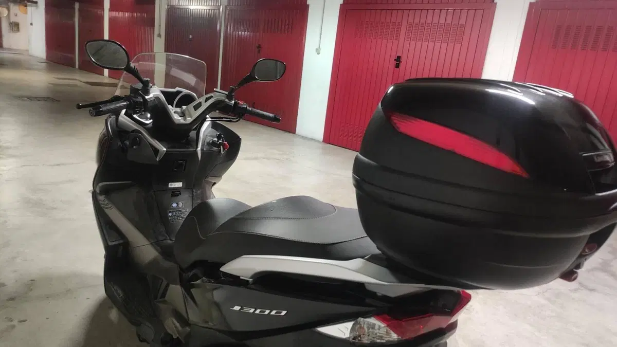 Kawasaki J 300 ABS (2014 - 16)  (4)