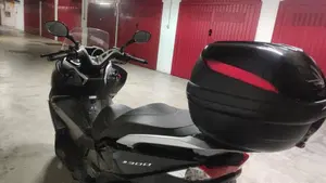 Kawasaki J 300 ABS (2014 - 16)  (4)