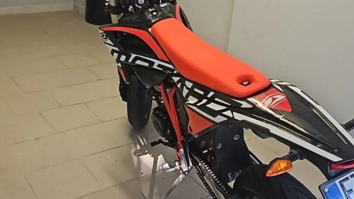 Betamotor RR 125 4T Motard LC (2021 - 23)  (3)
