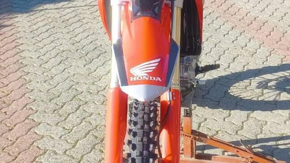 Honda CRF 250R (2026)  (2)