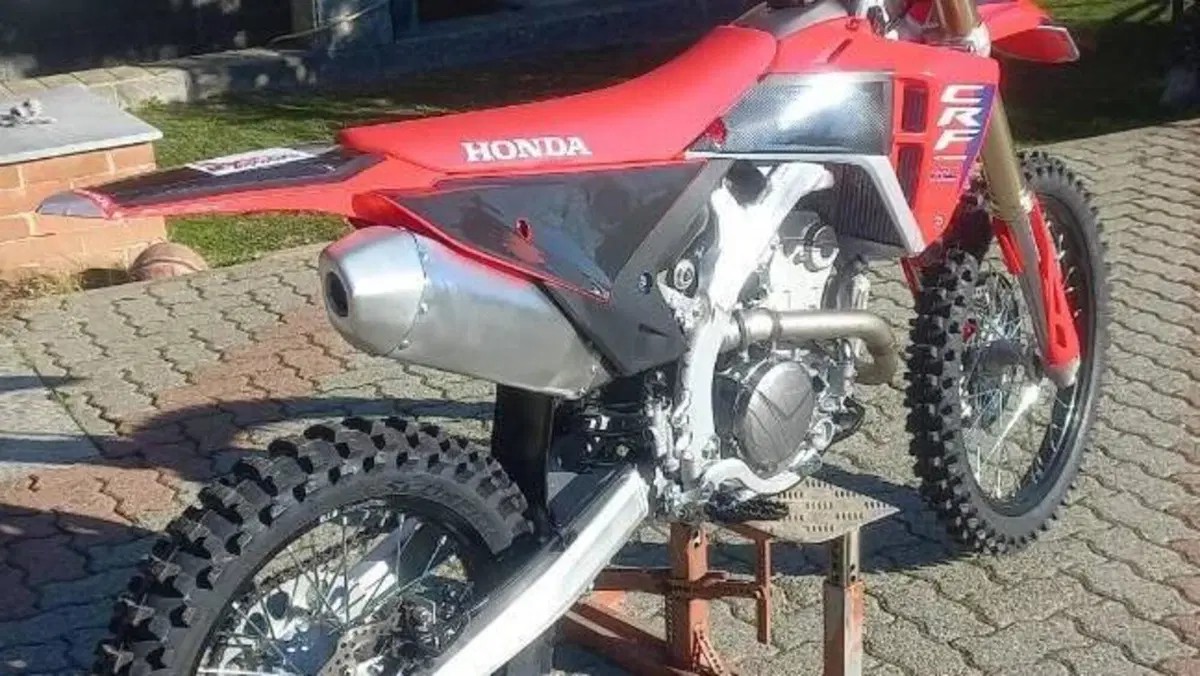 Honda CRF 250R (2026)  (3)