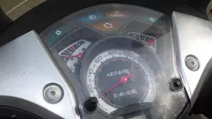 Honda SH 125 i (2009 - 12)  (11)