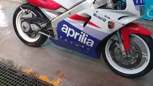 Aprilia   (17)