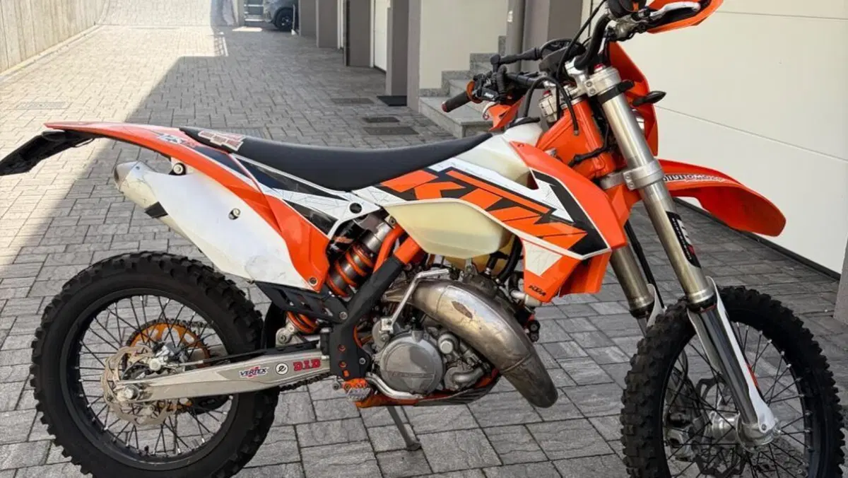 KTM 125 EXC (2016) 